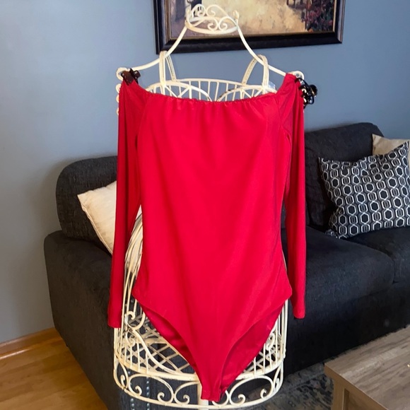 Windsor red boatneck 7/8 sleeve body suit - Picture 1 of 4